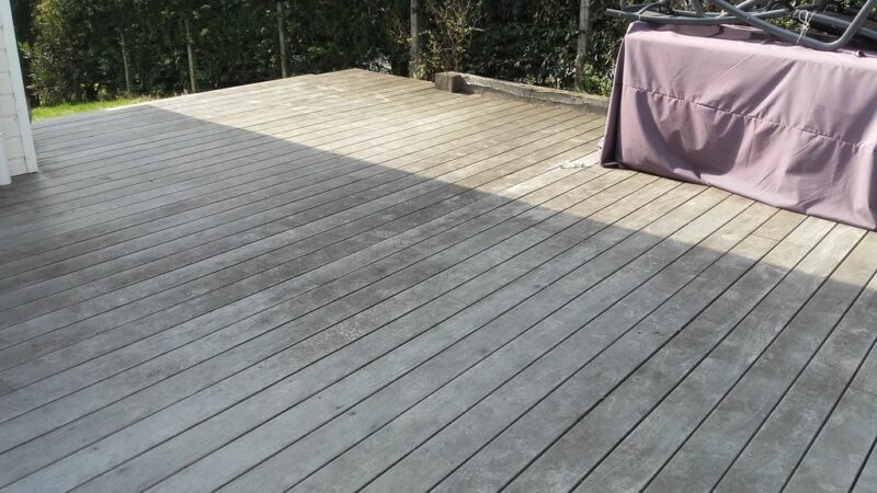 Le grisaillement du bois : un phénomène naturel