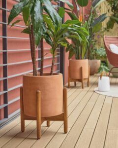 pots de déco pour terrasse bois